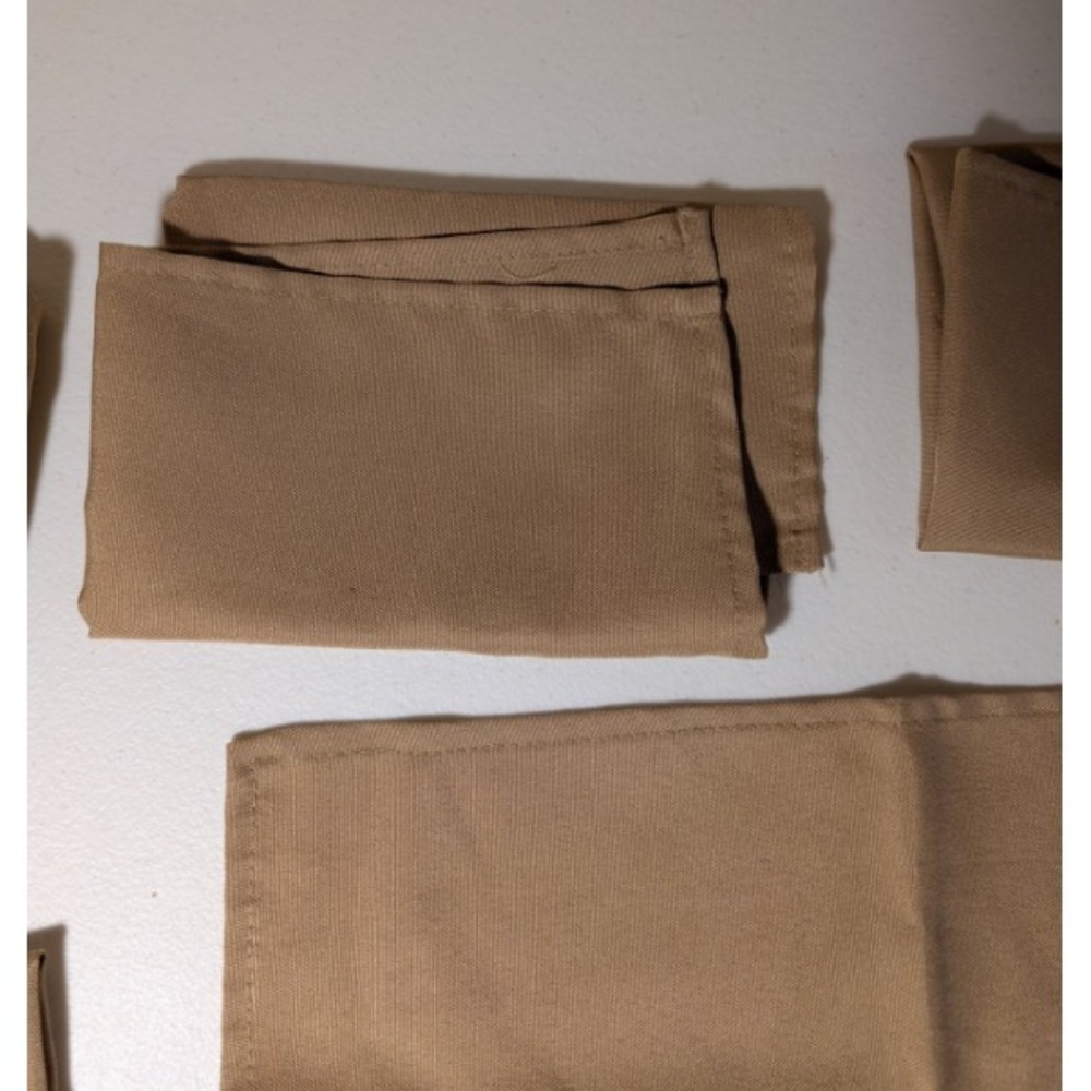Lot of 10 Beige Cloth Napkins 18"x18" Durable Polyester Fabric - Picture 2 of 3
